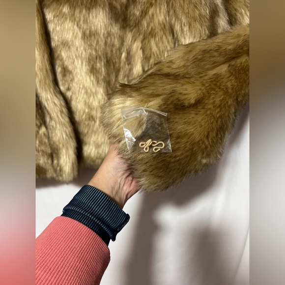 NWOT Something Navy Faux Fur Short Jacket Coat Fall Winter Luxurious SOFT - Picture 5 of 10